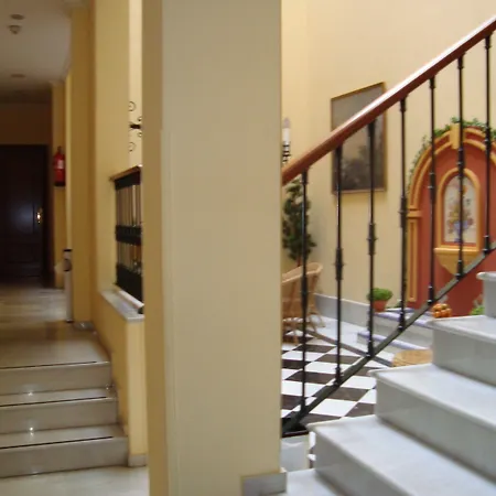 Hotel Dona Blanca 2*